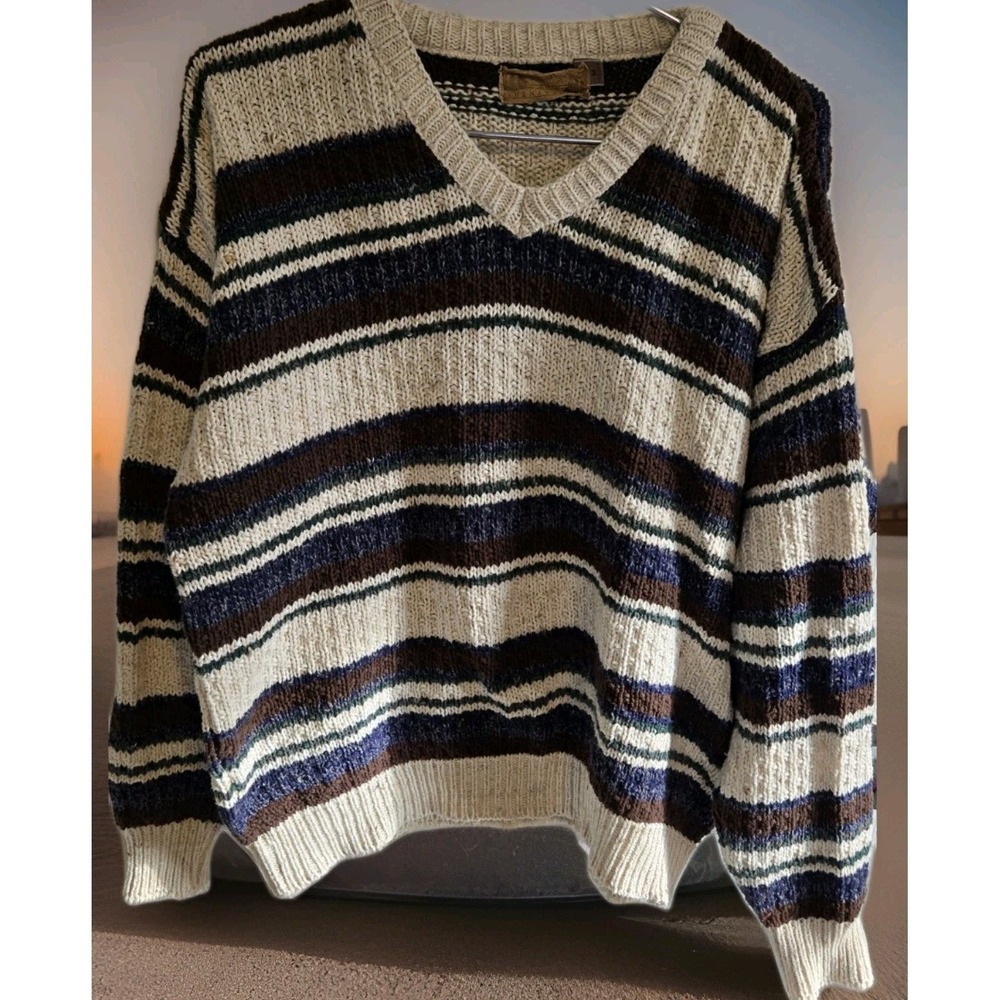 Shenandoah Leather Tag Striped V Neck Sweater Mens Medium USA Cotton Coastal Ivy